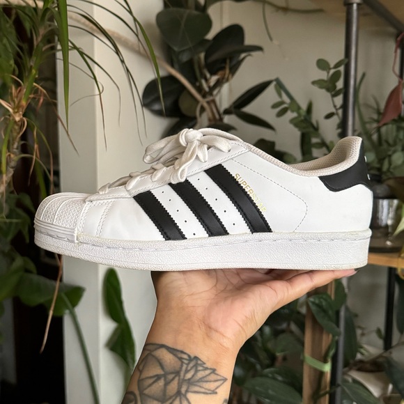adidas superstar - size 7.5 - Picture 5 of 7